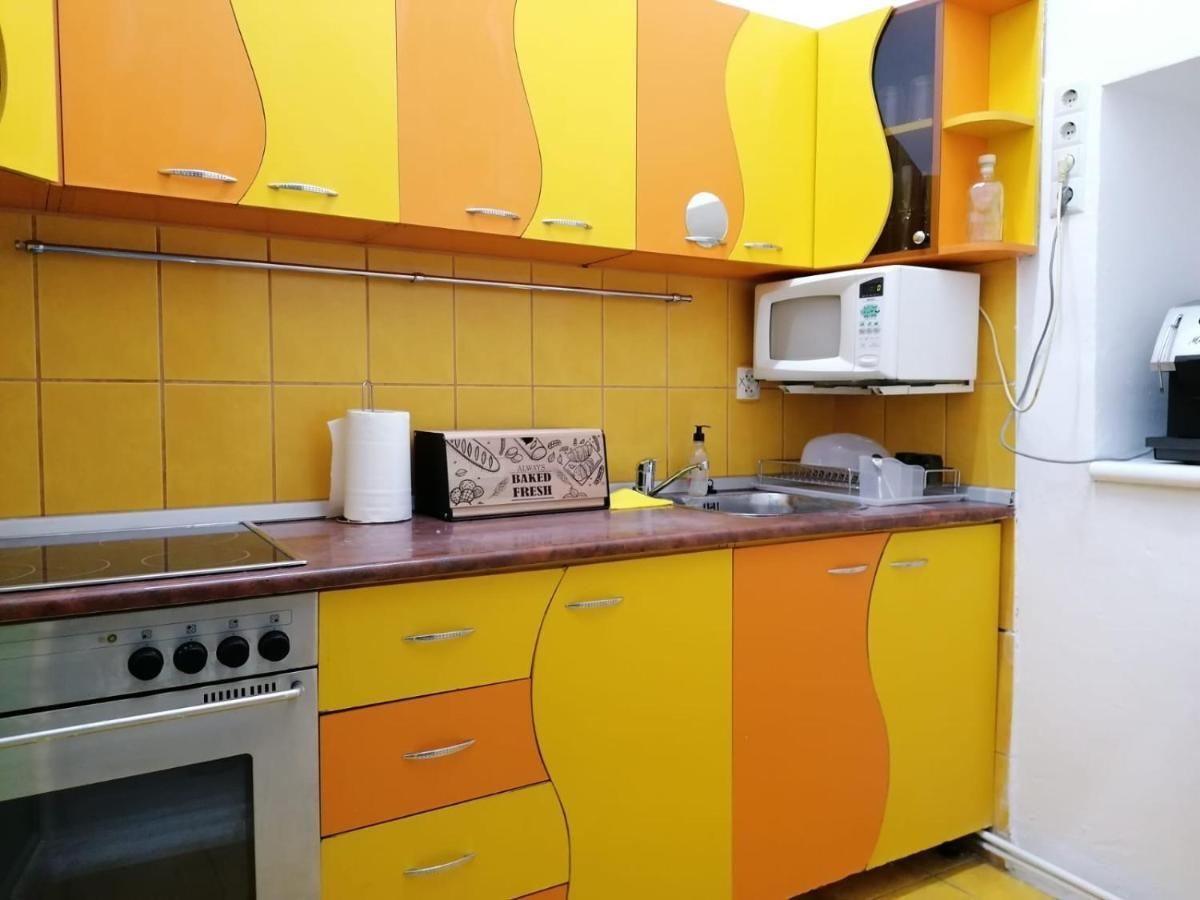 Ferienwohnung Apartament Josefin Timişoara Exterior foto
